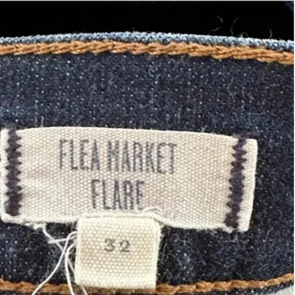 Madewell Women's Flea Market Flare Jeans in Darkwash Size 32 - Picture 6 of 6